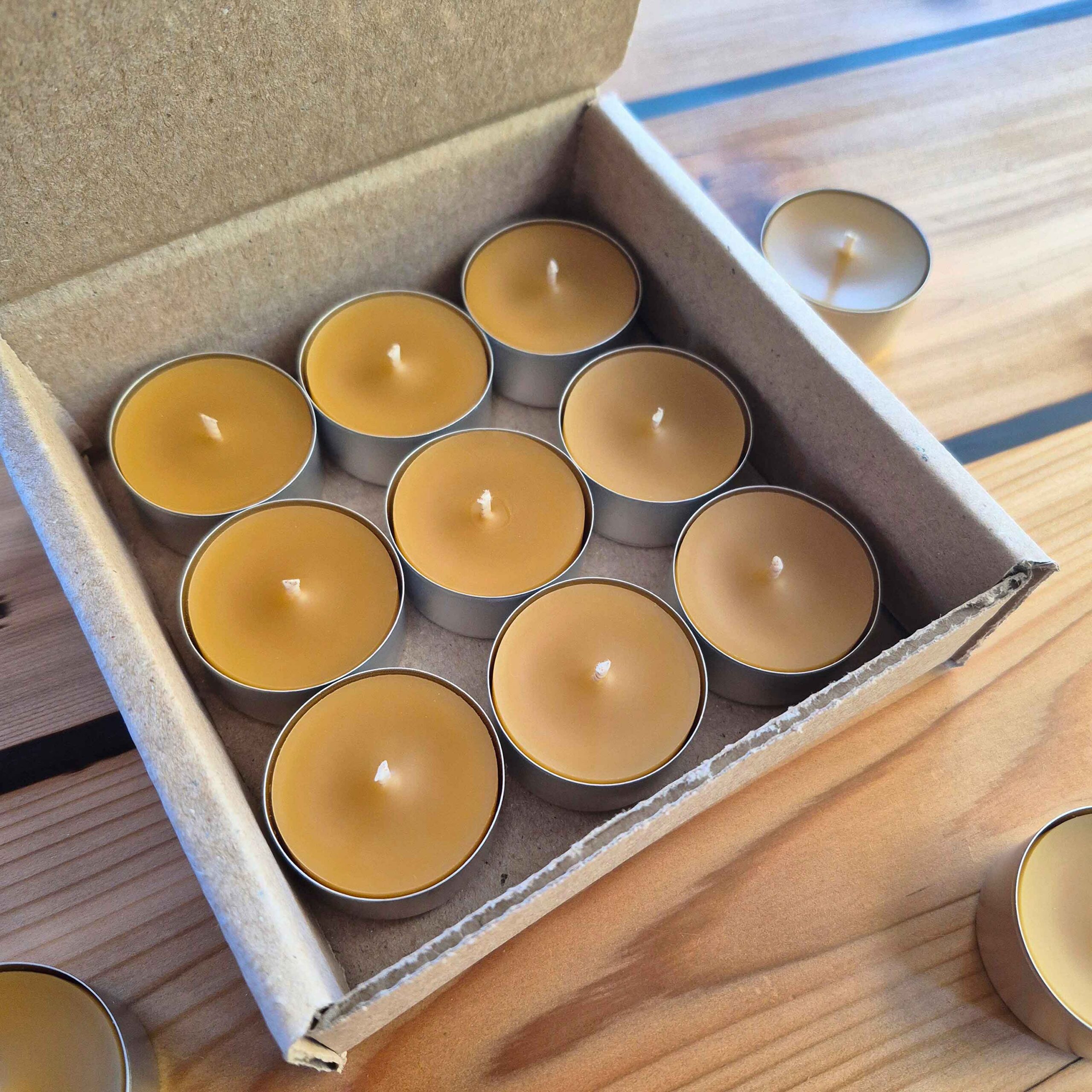 Beeswax tealights